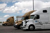 Trucks &ndash; &copy; Astrid Kunath (Eberhardt TRAVEL)