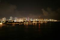 Honolulu - Auslaufen am Abend &ndash; &copy; Maria Drewans (Eberhardt TRAVEL)
