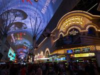 Fremont Street &ndash; &copy; Ralf Mehnert (Eberhardt TRAVEL)