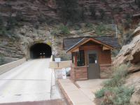 Tunnel im Zion Nationalpark &ndash; &copy; Annette Zocher (Eberhardt TRAVEL)