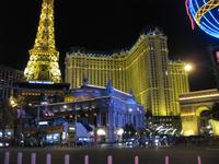 Las Vegas bei Nacht &ndash; &copy; Annette Zocher (Eberhardt TRAVEL)
