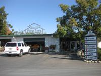 Früchtemarkt an der Straße in Richtung Sacramento &ndash; &copy; Annette Zocher (Eberhardt TRAVEL)