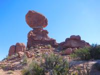 Balanced Rock im Arches Nationalpark &ndash; &copy; Laura Schwanitz (Eberhardt TRAVEL)