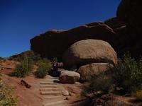Steinbrocken im Arches Nationalpark &ndash; &copy; Laura Schwanitz (Eberhardt TRAVEL)