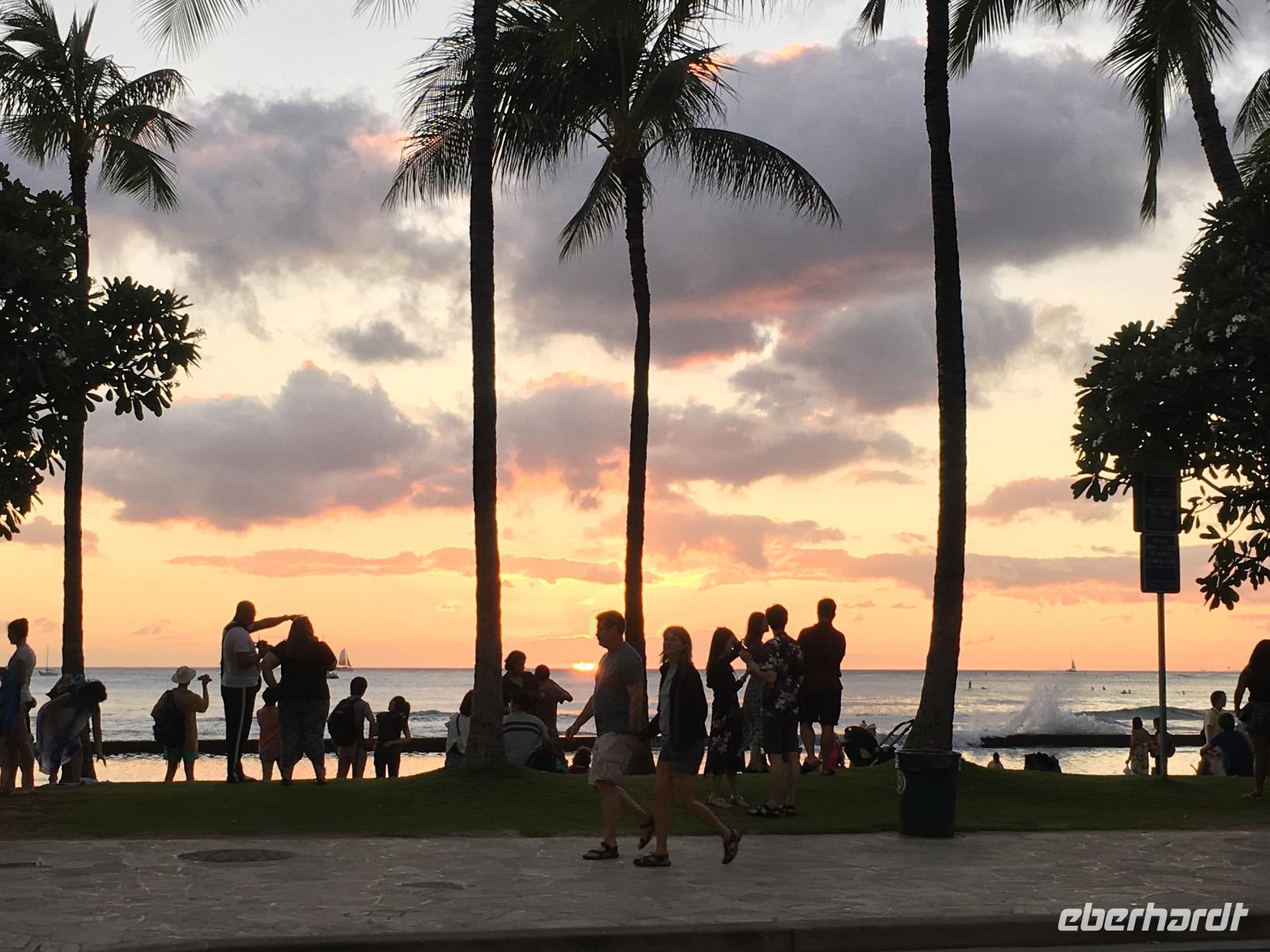 Honolulu - Waikiki &ndash; &copy; Ralf Mehnert (Eberhardt TRAVEL)