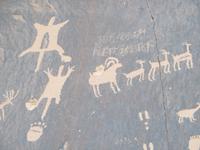 Newspaper-Rock &ndash; &copy; Jürgen Schmeißer (Eberhardt TRAVEL)