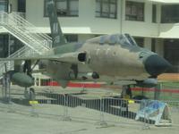 Pearl Harbor -  ehemaliges Jagd-Flugzeug &ndash; &copy; Hans-Joachim Trutz (Eberhardt TRAVEL)
