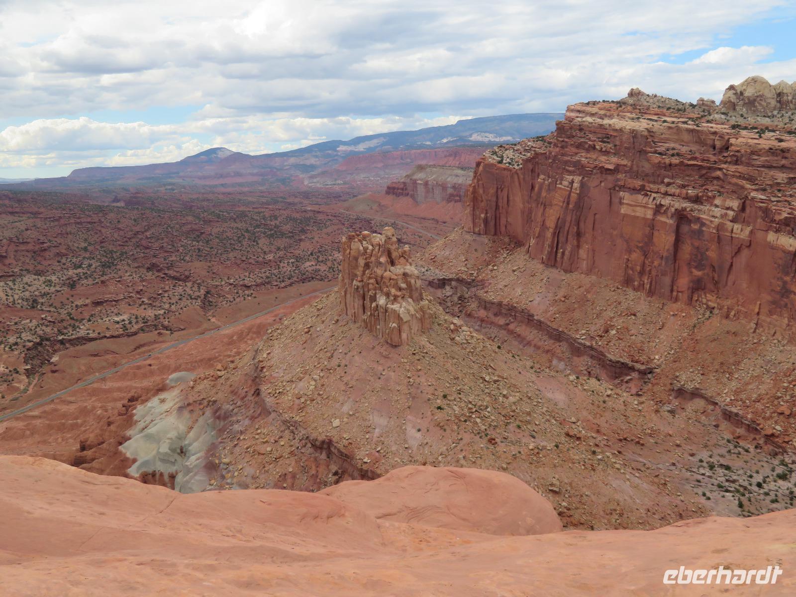 Capitol Reef mit Castle &ndash; &copy; Jürgen Schmeißer (Eberhardt TRAVEL)