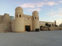 Ota Darvoza (Westtor) der Altstadt in Chiwa &ndash; &copy; Andrej Kulikov (Eberhardt TRAVEL)
