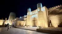 Chiwa am Abend  &ndash; &copy; Mareike Schmidt (Eberhardt TRAVEL)