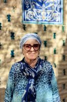 Barno zeigt uns ihre Heimat mit viel Geduld und Wissen &ndash; &copy; Simone Willner (Eberhardt TRAVEL)