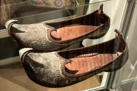 Endlich finden wir die Schuhe des kleinen Muck! &ndash; &copy; Simone Willner (Eberhardt TRAVEL)