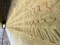 164 Angkor Wat - Kunstwand.jpeg &ndash; &copy; Andy Nguyen (Eberhardt TRAVEL)