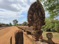 Nagas Brücke
