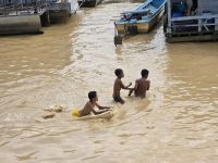 das Leben am Tonle Sap &ndash; &copy; Jürgen Müller (Eberhardt TRAVEL)
