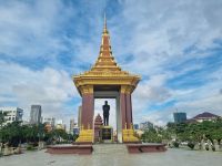 Phnom Penh (König Norodom Sihanouk-Statue) &ndash; &copy; Katrin Deutschbein (Eberhardt TRAVEL)