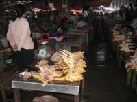 ...und Hühnchen &ndash; &copy; Ralf Kuchenbecker (Eberhardt TRAVEL)