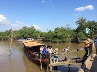 737 &ndash; &copy; Ngoc Anh Nguyen (Eberhardt TRAVEL)