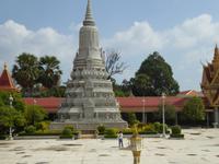 Stupa &ndash; &copy; Sabine Letzybyll (Eberhardt TRAVEL)