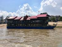 Grosse Flusskreuzer &ndash; &copy; Elisabeth Fox-Maerki (Eberhardt TRAVEL)