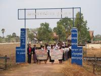 Empfang in der Grundschule Phum Chouk &ndash; &copy; Sinah Witzig (Eberhardt TRAVEL)
