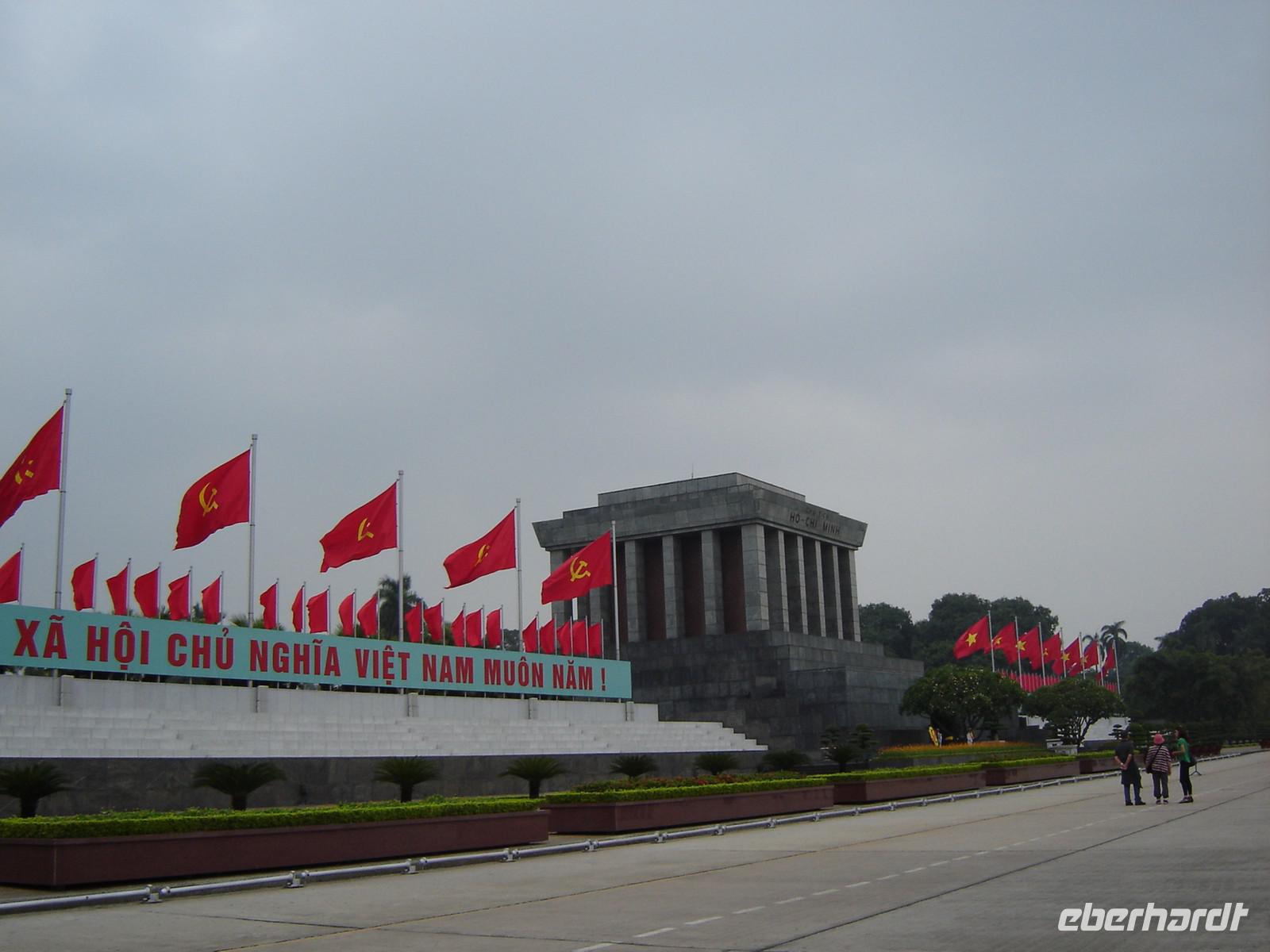 1 Vietnam - Ho Chi Minh-Mausoleum &ndash; &copy; Ngoc Anh Nguyen (Eberhardt TRAVEL)