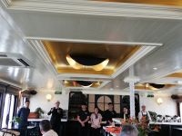 Die Crew stellt sich vor &ndash; &copy; Marieta Beck (Eberhardt TRAVEL)