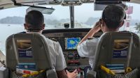 Piloten Wasserflugzeug &ndash; &copy; Natalie Hady (Eberhardt TRAVEL)