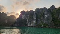 Sonnenuntergang in der Halongbucht &ndash; &copy; Petra Hady (Eberhardt TRAVEL)