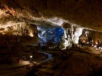 Halong-Sung Sot-Höhle &ndash; &copy; Ngoc Anh Nguyen (Eberhardt TRAVEL)