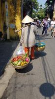 Ein Obstverkauefer &ndash; &copy; Ksenia Parfenova (Eberhardt TRAVEL)
