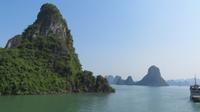Ha Long Bucht &ndash; &copy; Elena Hinz (Eberhardt TRAVEL)
