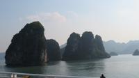 Ha Long Bucht &ndash; &copy; Elena Hinz (Eberhardt TRAVEL)