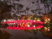 Huc Brücke Hanoi &ndash; &copy; Sabine Letzybyll (Eberhardt TRAVEL)