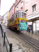 Höhepunkte Lissabons - Elevador da Gloria &ndash; &copy; Isabel Schirmer (Eberhardt TRAVEL)