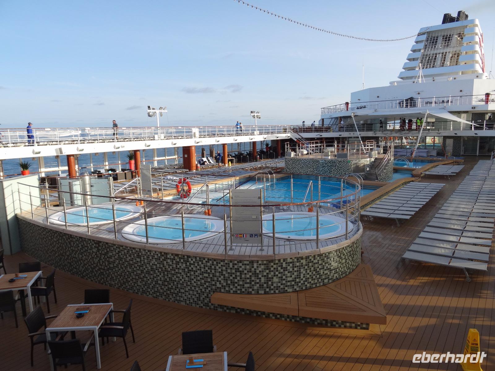 Deck 11 - Pooldeck &ndash; &copy; Hans-Joachim Trutz (Eberhardt TRAVEL)