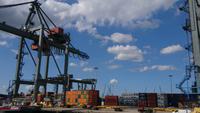 DSC_0371 Containerhafen &ndash; &copy; Kerstin Veit (Eberhardt TRAVEL)
