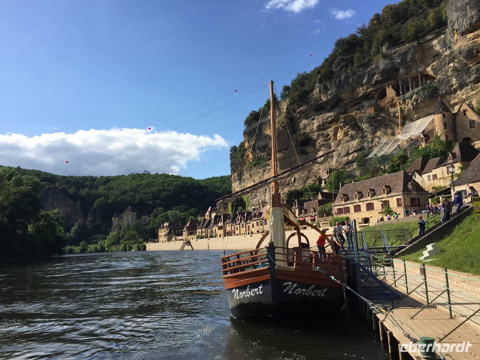 166_Fahrt auf der Dordogne &ndash; &copy; Peter Großer (Eberhardt TRAVEL)