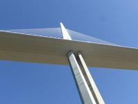6. Tag Brücke von Millau  &ndash; &copy; Claudia Bernhardt (Eberhardt TRAVEL)