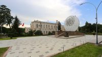 0960-Bischkek-Baatyr-Denkmal &ndash; &copy; Gernod Loose (Eberhardt TRAVEL)