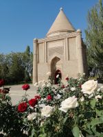 Mausoleum Aischa-Bibi &ndash; &copy; Andrej Kulikov (Eberhardt TRAVEL)