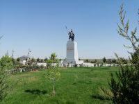 Qarabatyr-Denkmal (1694 - -1754) &ndash; &copy; Andrej Kulikov (Eberhardt TRAVEL)