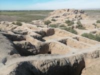 Besichtigung von Toprak-Kala &ndash; &copy; Andrej Kulikov (Eberhardt TRAVEL)