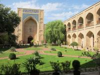 Stadtrundgang Taschkent - Kukeldasch Medrese &ndash; &copy; Sylvia Ott (Eberhardt TRAVEL)