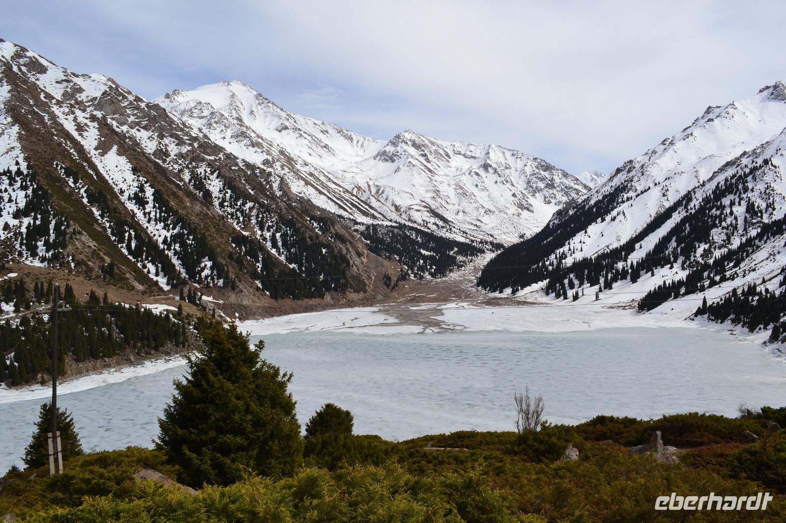 Kasachstan - Großer Almaty-See &ndash; &copy; Andreas Wolfsteller (Eberhardt TRAVEL)