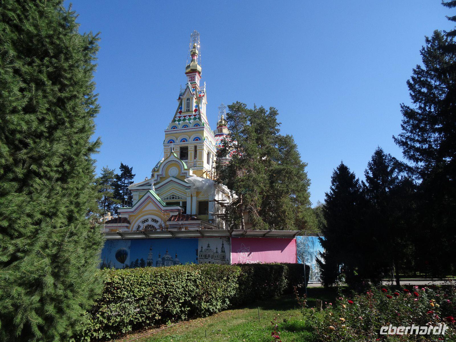 Himmelfahrtskathedrale in Almaty &ndash; &copy; Elke Knappe (Eberhardt TRAVEL)