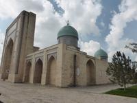 Barak-Khan-Medresse auf dem Khasti-Imon-Platz in Taschkent &ndash; &copy; Birgit Hornung (Eberhardt TRAVEL)