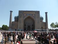Scher-Dor-Medresse, Registan-Platz, Samarkand &ndash; &copy; Birgit Hornung (Eberhardt TRAVEL)