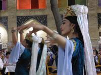 Folklore-Abend in der Medrese Nodir-Devon-Begi, Buchara &ndash; &copy; Birgit Hornung (Eberhardt TRAVEL)