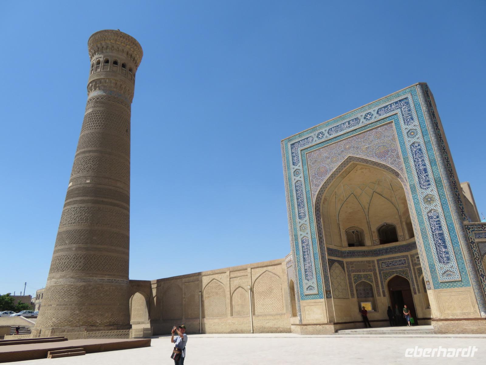 Kalon-Moschee und Kalon-Minarett - Buchara &ndash; &copy; Julian Bartsch (Eberhardt TRAVEL)